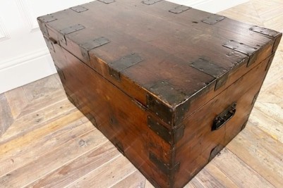 Coffee Table Pine Chest